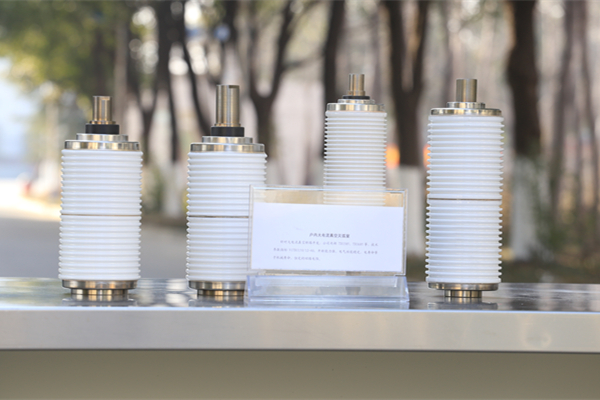 真空開關管絕緣外殼采用玻璃材料，優勢多多！